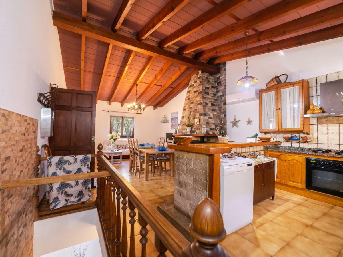 Holiday Home Cala Tuent By Interhome エクステリア 写真